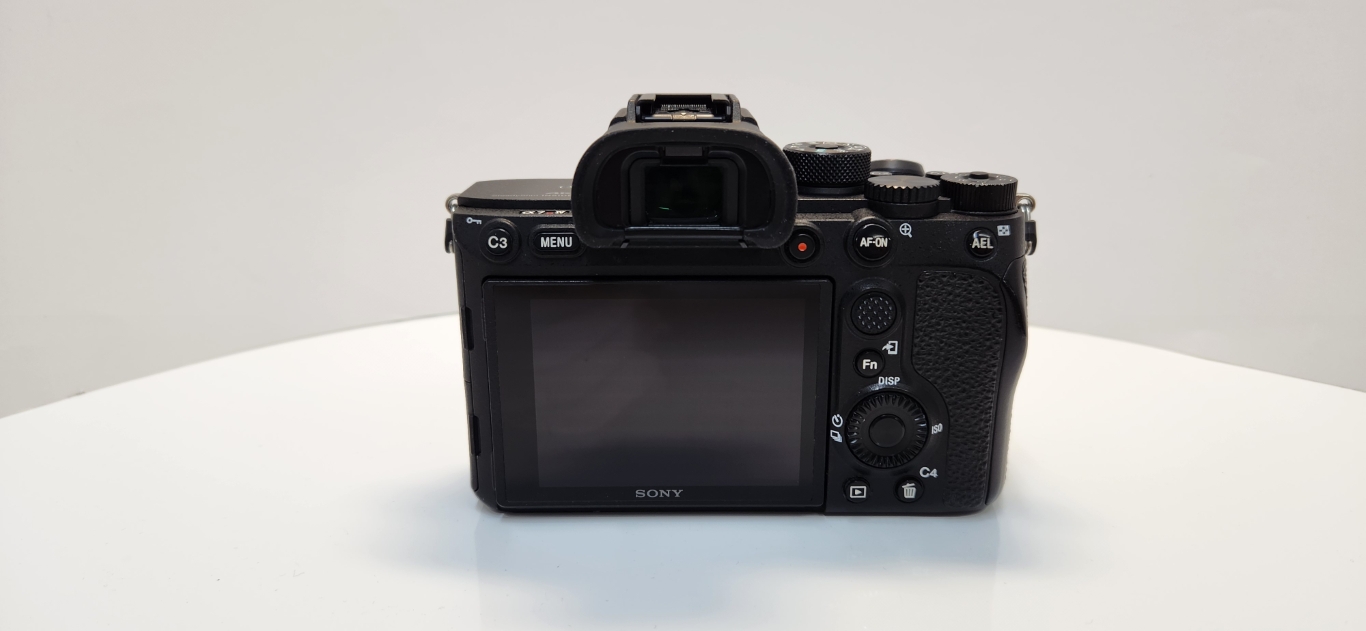 Sony ILCE-7RM4 (Refurbished)